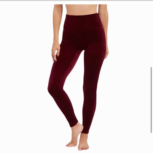 NWT Spanx Velvet Leggings in Rich Burgundy - Picture 3 of 7